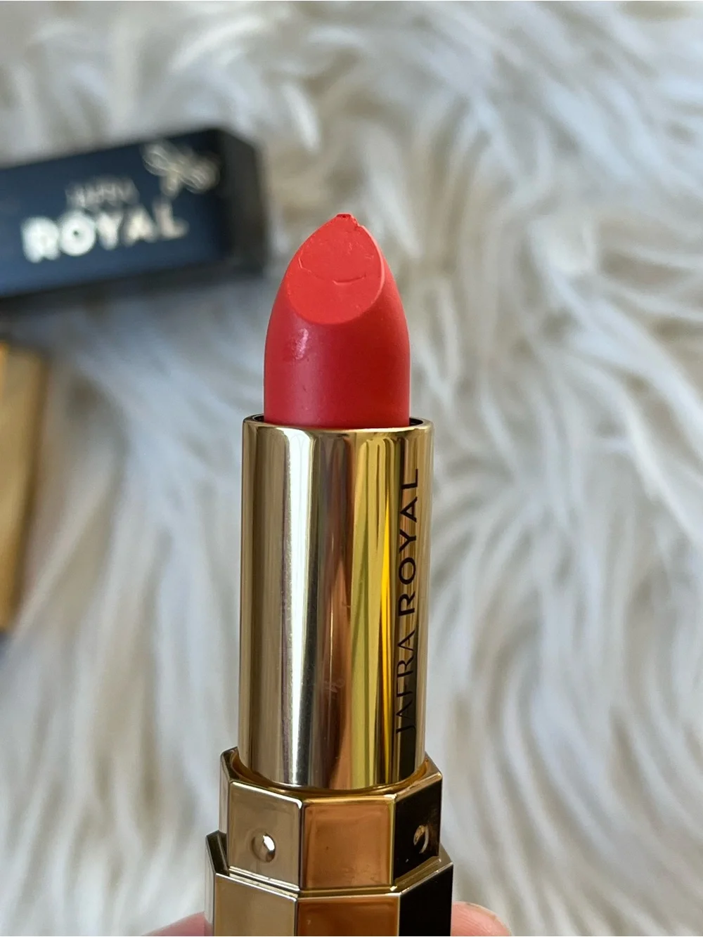 Jafra Royal Jelly Luxury Lipstick - Coral Chic .14oz